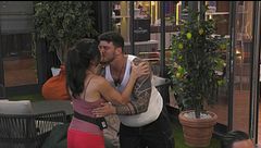 Danto dedica una serenata a Carmen