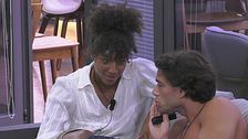 Megan: "Giacomo, non possiamo andare oltre"