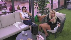 Valeria e Giulia: scontro durante le prove della canzone