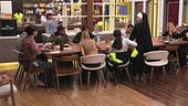 Un brindisi a fine spettacolo