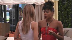 L'irritazione di Megan e Guendalina dopo la votazione per la Voliera