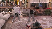 Coreografia in preparazione: Megan e Andreas al lavoro