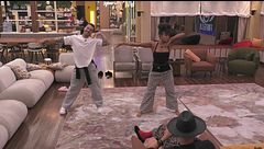 Coreografia in preparazione: Megan e Andreas al lavoro