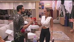 I VIP celebrano la serata con un brindisi