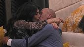 Tenerezze tra Carmen e Luigi
