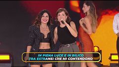 Aurora vs Elisa e Giusy Ferreri in "Novembre"