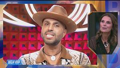 Jonathan e i look dei VIP