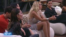 Valeria infastidita dalla reazione dei VIP