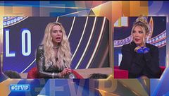 Valeria Marini sulla poltrona "stellare"