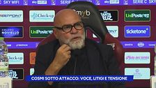 Cosmi sotto attacco: voce, litigi e tensione