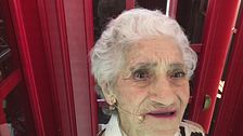La #cabinarossa di…  Pellegrina Reveruzzi