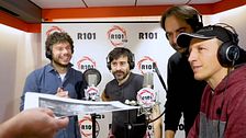 Il cast di Smetto Quando Voglio 3: ad honorem a R101