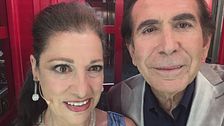 La #cabinarossa di...Giucas Casella e Valeria Perilli