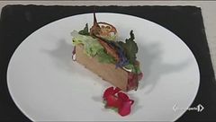 Tartare di tonno con biscotto salato