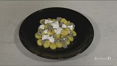 Gnocchi zafferano pesto e stracciatella
