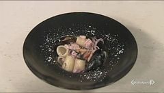 Mezze maniche calamari, cozze e pecorino