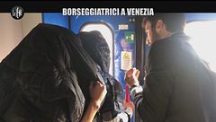 Le borseggiatrici rom aggrediscono Nicolò De Devitiis
