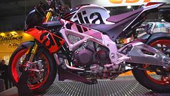 Tuono V4, la nuda di Aprilia