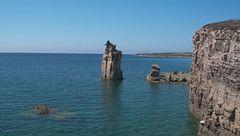 Speciale L'isola di Pietro 2: le colonne