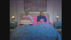 "Che barba, che noia", il celebre monologo di Sandra a letto con Raimondo