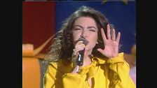 Cristina D'Avena canta la sigla di "Scuola di Polizia" a Bim Bum Bam
