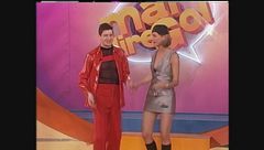 Il modello Fabius dà a Ellen Hidding lezioni di portamento