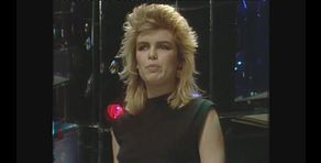 Kim Wilde canta "Cambodia" a Superclassifica Show