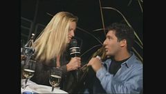 Michelle Hunziker e Walter Nudo brindano per l'ultima puntata di Colpo di fulmine