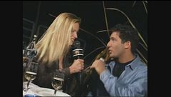 Michelle Hunziker e Walter Nudo brindano per l'ultima puntata di Colpo di fulmine