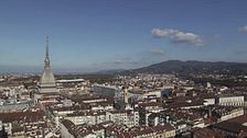 Torino tra locali, fiumi e periferia