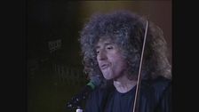 Roberto Vecchioni e Angelo Branduardi cantano la loro "Samarcanda"