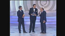 Enrico Mentana e Maurizio Costanzo ritirano il Telegatto nel 1998