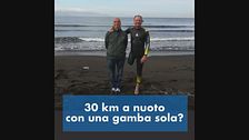 L'impresa: 30 km a nuoto con una gamba sola