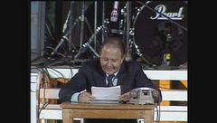 Massimo Boldi e il suo tg a Cabaret per una notte 1986