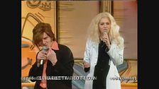 Olmo e Paola Cortellesi cantano "C'è simpatia tra di noi"