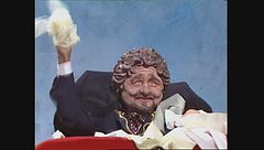 Tutti i canali tv in attesa del primo "vaffa" di Beppe Grillo