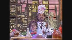 Beppe Grillo uccide Vittorio Sgarbi a Gommapiuma