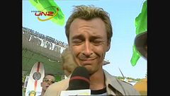 La fine di Italia Unz sulle note di "Another Star" di Coimbra