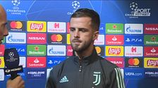 Pjanic: "Mi sento al top, ottimo rapporto con Sarri"