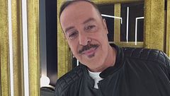 La #cabinarossa di Massimo Lopez