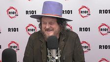 Zucchero ospite a R101