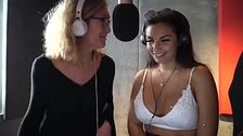 Elettra Lamborghini è tornata a 105 Miami: "Il significato di 'Pem pem'? Puoi interpretarla come vuoi..."