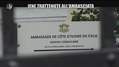 Filippo Roma e l'operatore: trattenuti nell'ambasciata della Costa d'Avorio