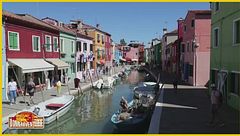 Burano, un'esplosione di colori in laguna