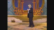 Giancarlo Magalli canta Il Piccolo Corazziere con Umberto Smaila
