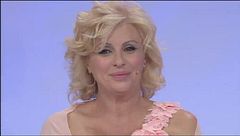 Rachele sfila...