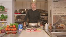 Spaghettoni con speck e mirtilli