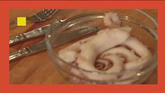 Polpo rosticciato con salsa alla maltese