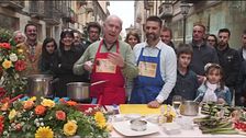 Risotto con asparagi e uova in camicia