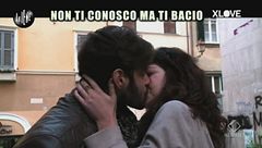 NINA: I baci bendati